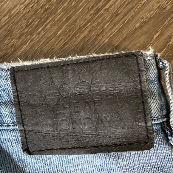 Cheap Monday high waisted jeans - Picture 3 of 4